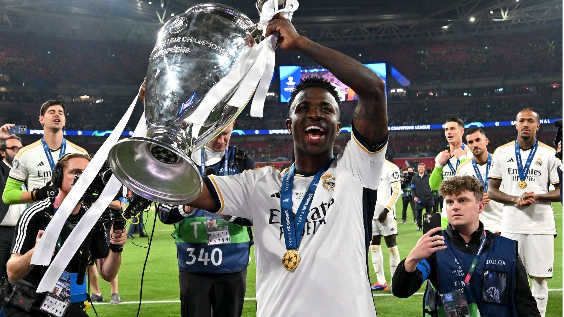 中的表现波 中的表现波