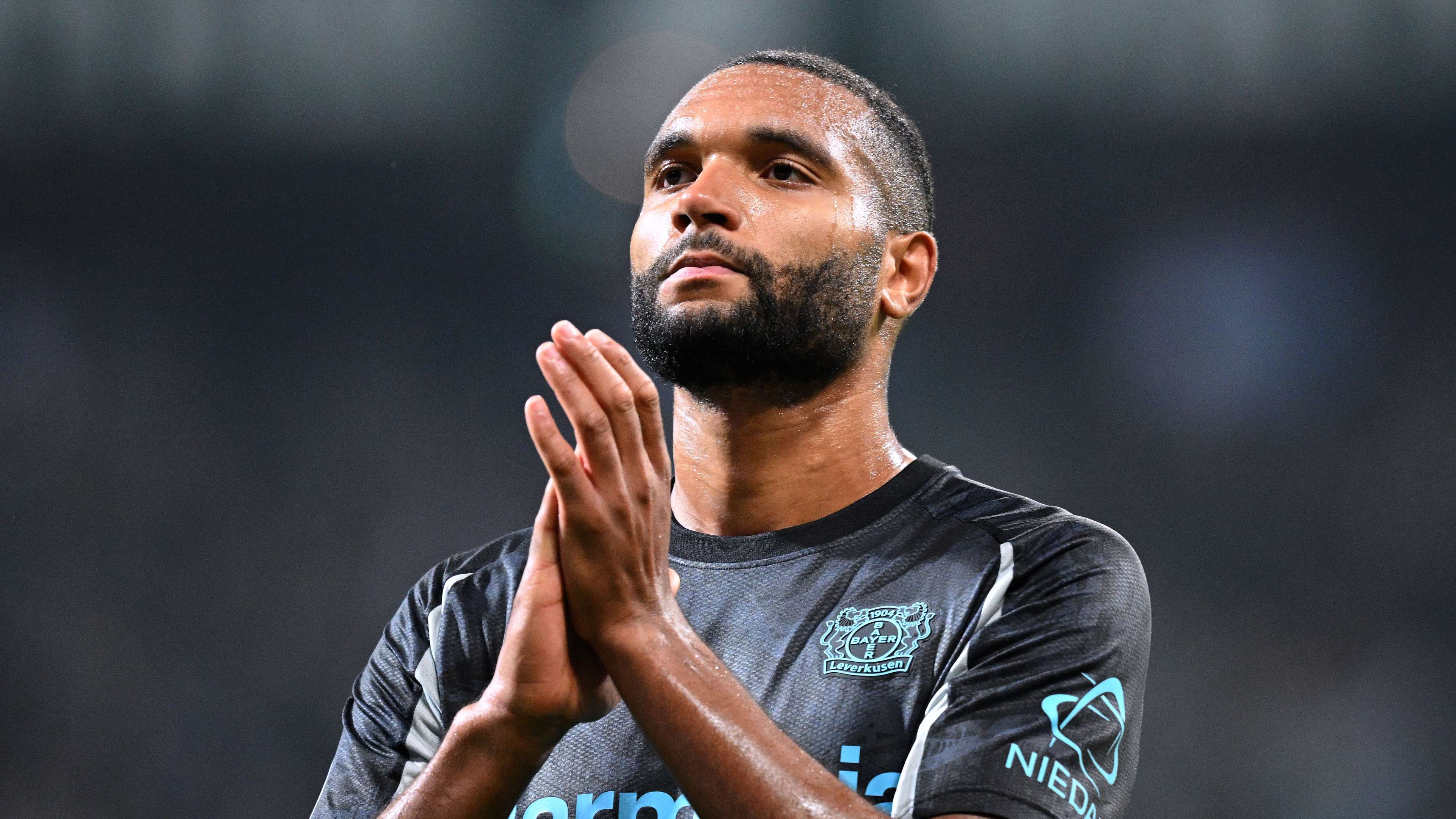 出人意料地 出人意料地