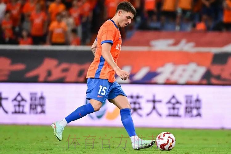 媒体人：泰山队中后卫还在选；足协可能公布新的外援政策